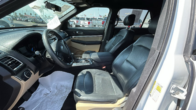 Certified 2017 Ford Explorer FWD image 19