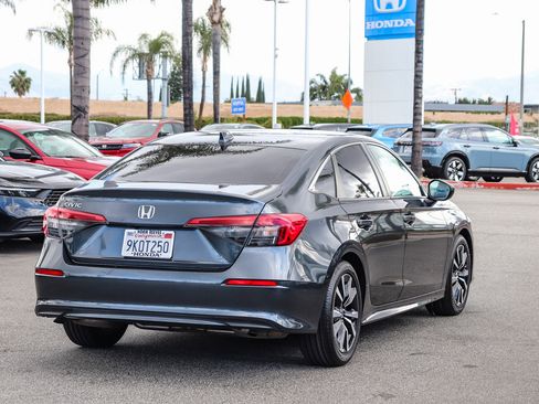 Used 2024 Honda Civic EX image 7