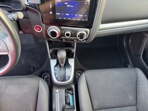 Used 2016 Honda Fit EX image 10