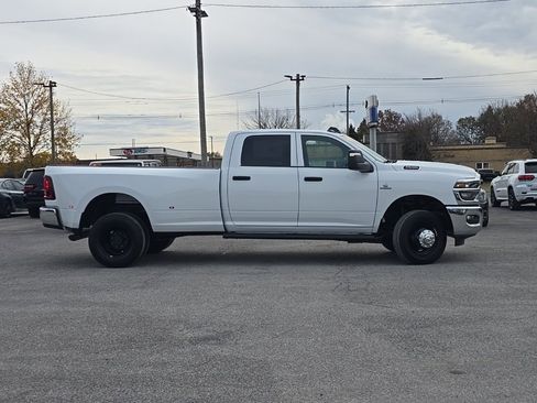 New 2026 RAM 3500 Tradesman image 8