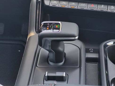 New 2026 GMC Sierra 1500 AT4X AWD/4WD image 25