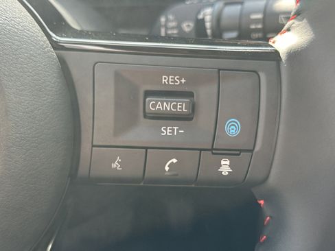 New 2026 Nissan Kicks SR image 18