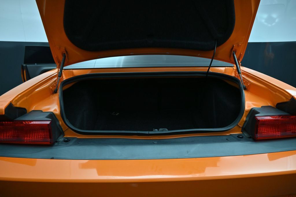 Used 2014 Dodge Challenger R/T Plus RWD image 24