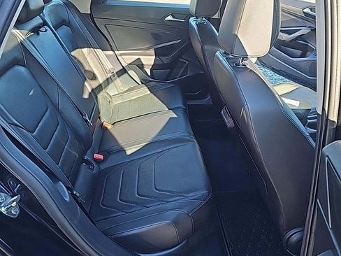 Used 2019 Volkswagen Jetta SEL Premium image 12