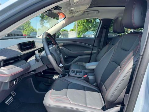 Used 2025 Ford Mustang Mach-E Premium w/ Sport Appearance Package AWD/4WD image 16