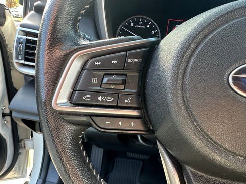 Used 2023 Subaru Outback Limited image 28