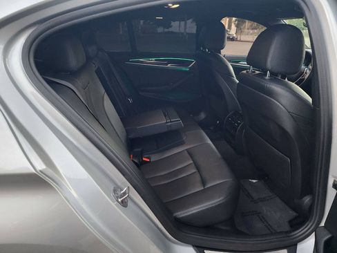 Used 2018 BMW 530i RWD image 18