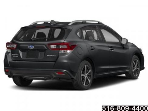 Used 2022 Subaru Impreza Premium image 2