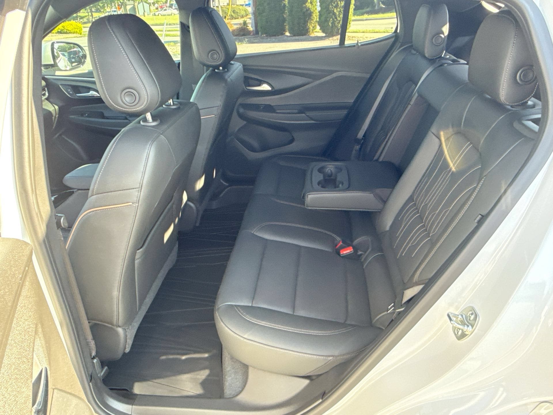 Used 2024 Buick Envista Avenir FWD image 24