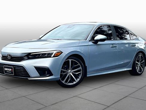 Used 2022 Honda Civic Touring image 1