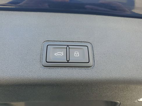 New 2026 Audi Q3 quattro 2.0T image 10