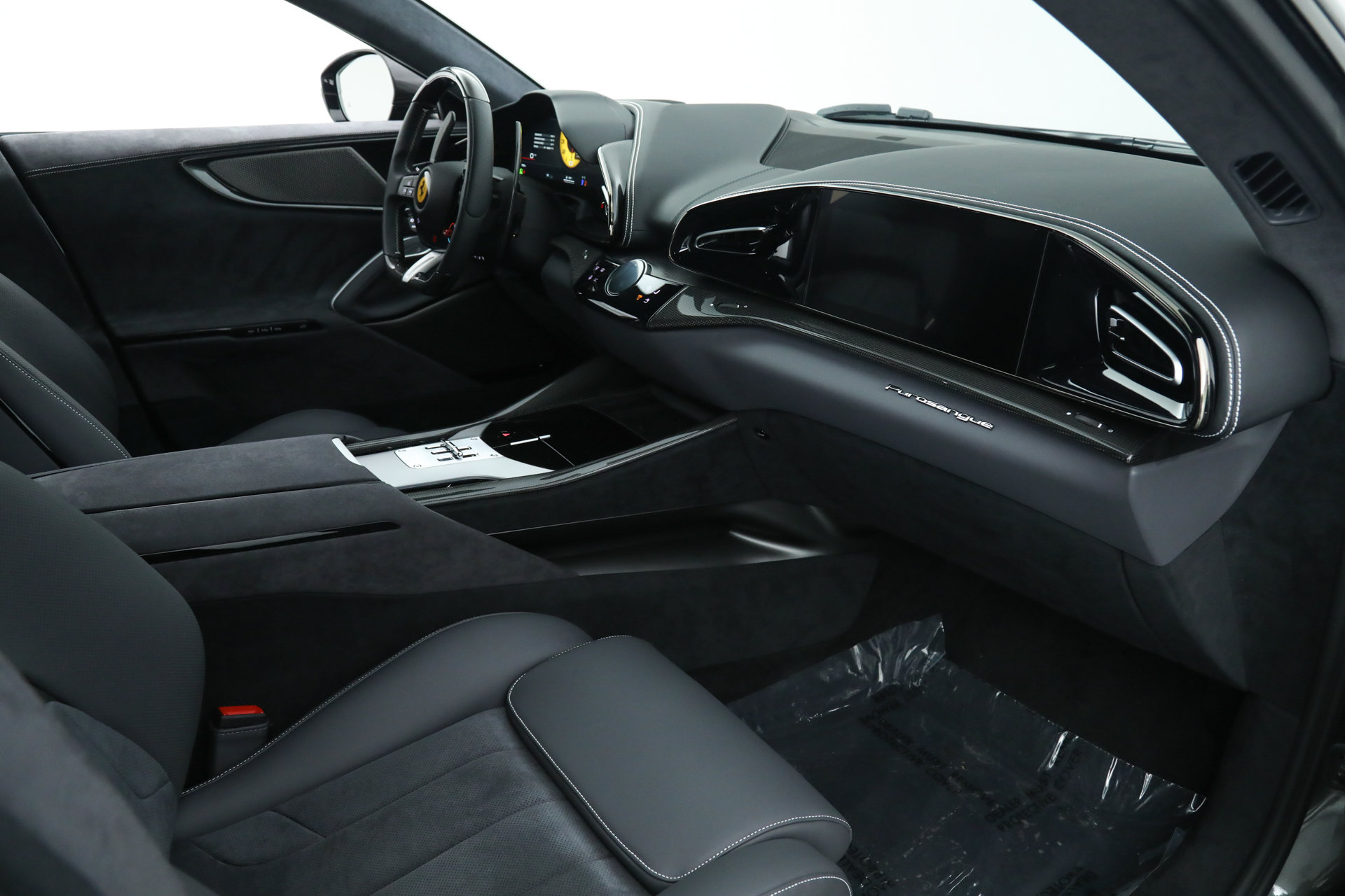 Used 2025 Ferrari Purosangue AWD/4WD image 21
