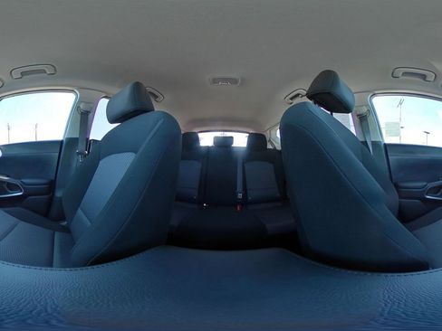 Used 2025 Kia Soul LX w/ LX Technology Package FWD image 40