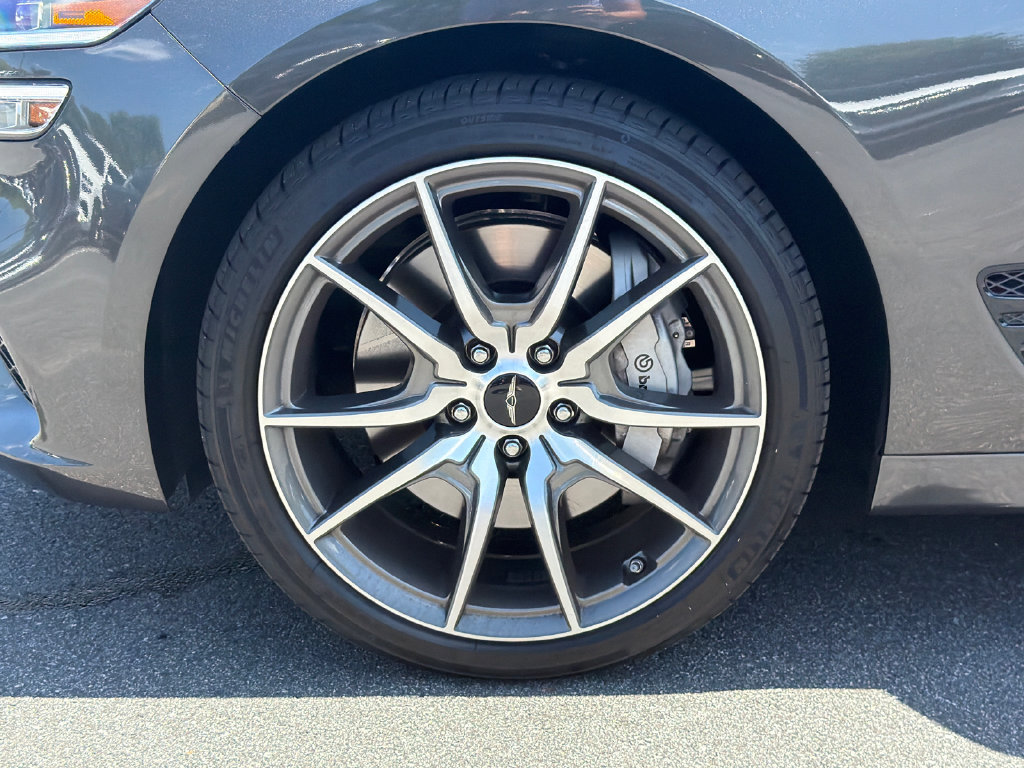 Used 2026 Genesis G70 2.5T RWD image 13