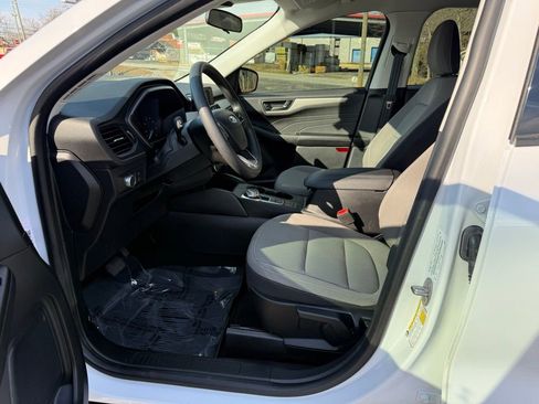 Used 2021 Ford Escape S image 13