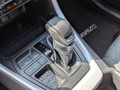 Used 2023 Toyota RAV4 XLE w/ Convenience Package image 25