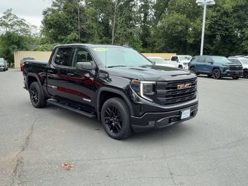 Used 2023 GMC Sierra 1500 Elevation AWD/4WD image 2