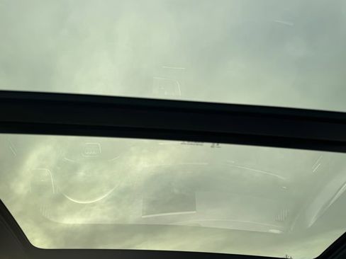 Certified 2025 Audi Q5 2.0T Premium w/ Convenience Plus Package image 15