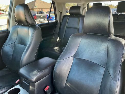 Used 2015 Toyota 4Runner Limited image 37