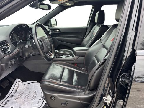 Used 2024 Dodge Durango GT image 11