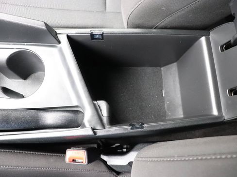 Used 2024 Hyundai Elantra SE FWD image 35