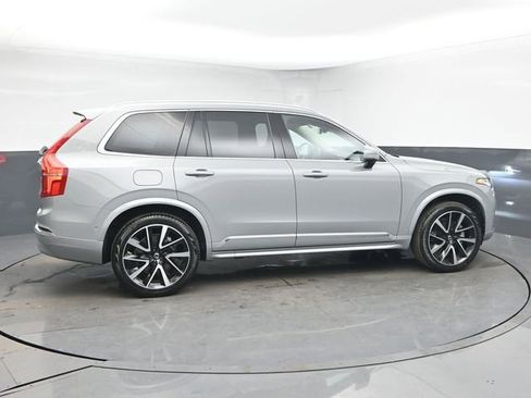Used 2025 Volvo XC90 B6 Plus image 9