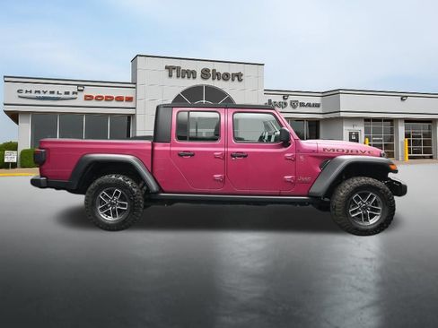 Used 2024 Jeep Gladiator Mojave w/ Convenience Group AWD/4WD image 6