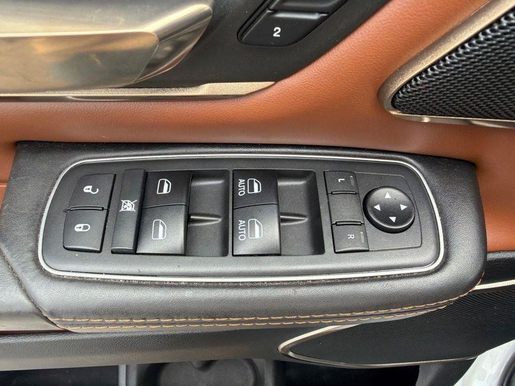 Used 2019 RAM 1500 Limited AWD/4WD image 29