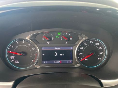 Used 2023 Chevrolet Traverse LT FWD image 39