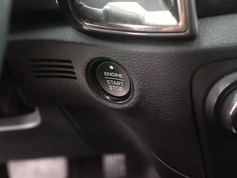 Used 2019 Ford Ranger Lariat w/ Bed Utility Package image 24