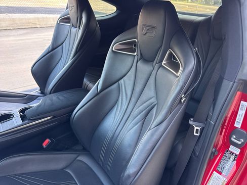Used 2017 Lexus RC F w/ Premium Package RWD image 33