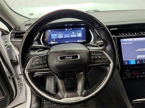 Used 2021 Jeep Grand Cherokee L Limited image 22