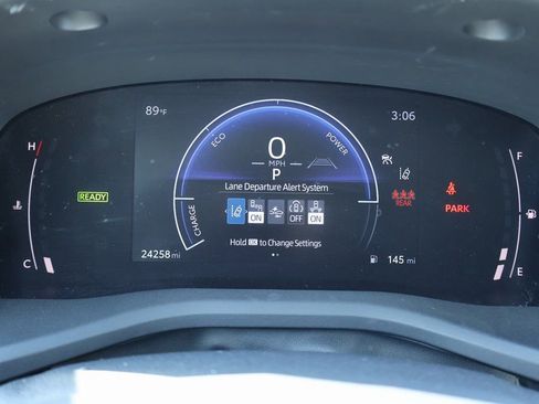 Used 2025 Toyota Camry LE image 11