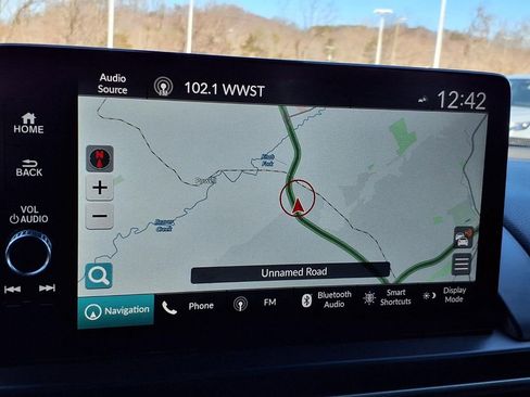 Certified 2024 Honda Pilot Touring image 19