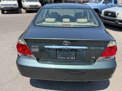Used 2006 Toyota Camry XLE w/ VSC & Side Airbag Pkg FWD image 95