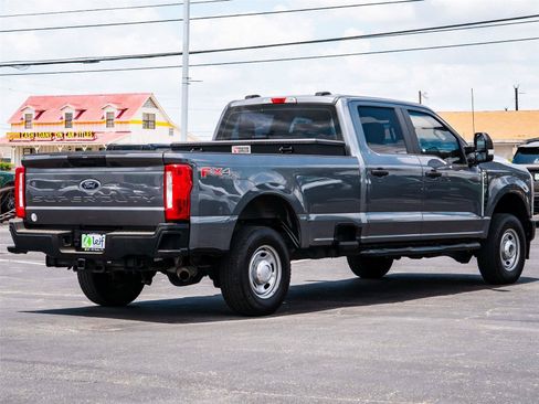 Used 2024 Ford F250 XL w/ XL Driver Assist Package AWD/4WD image 4