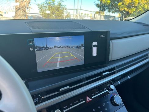 Used 2025 Hyundai Santa Fe SEL image 25