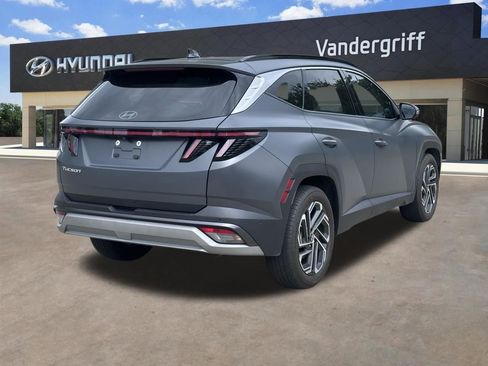Used 2025 Hyundai Tucson Limited image 14