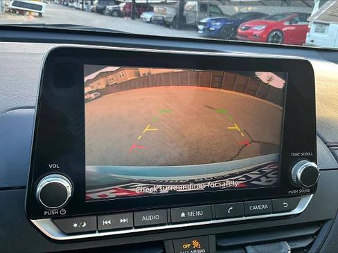 Certified 2022 Nissan Altima 2.5 SR image 26