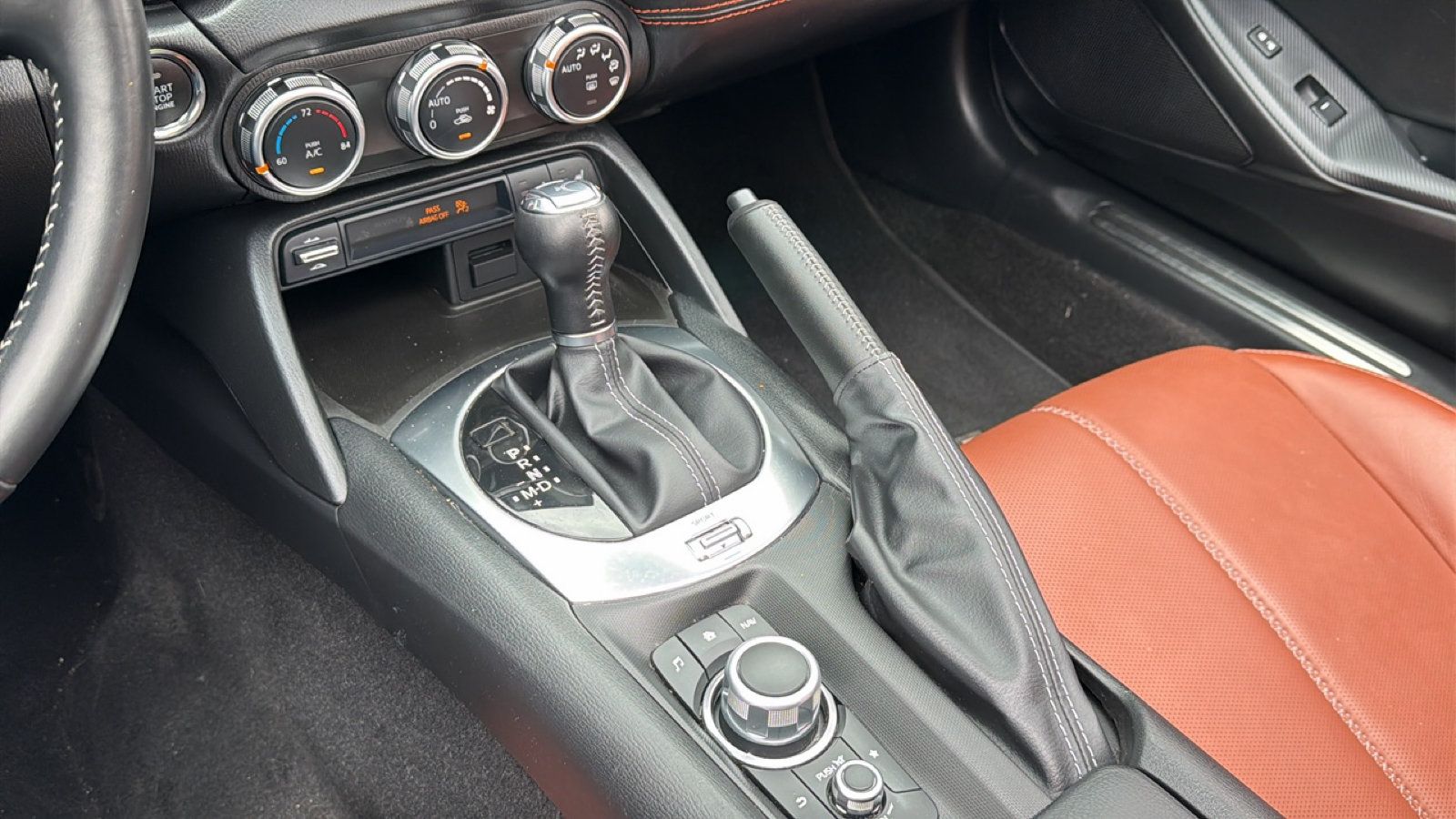 Used 2023 MAZDA MX-5 Miata Grand Touring RWD image 27