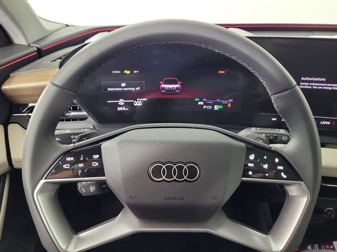 New 2025 Audi Q6 e-tron Premium Plus image 24