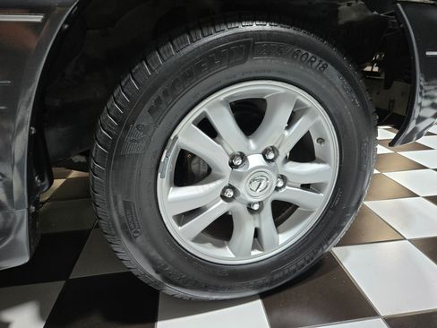 Used 2006 Lexus LX 470 4WD image 36
