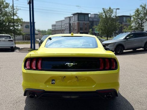 Used 2021 Ford Mustang Coupe RWD image 5