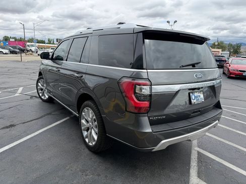 Used 2018 Ford Expedition Platinum AWD/4WD image 5
