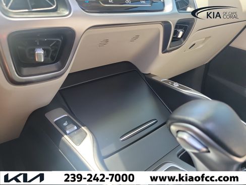 Certified 2023 Kia Sorento S w/ Panoramic Sunroof Package FWD image 32