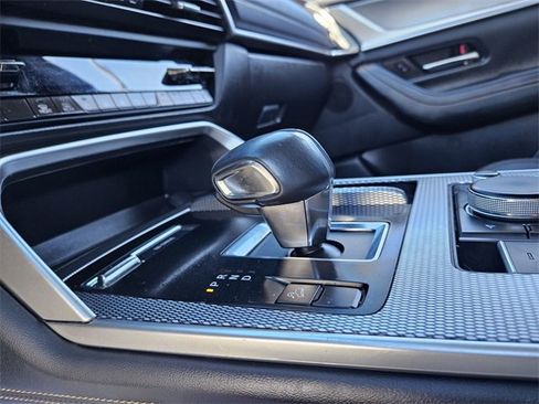 Used 2024 MAZDA CX-90 3.3 Turbo w/ Preferred Plus image 25