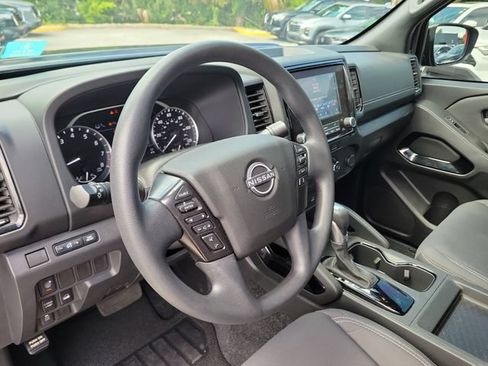 Certified 2023 Nissan Frontier SV w/ Midnight Edition Package AWD/4WD image 19