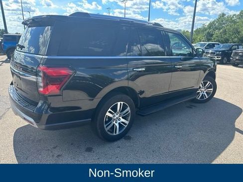 Used 2024 Ford Expedition Limited AWD/4WD image 3