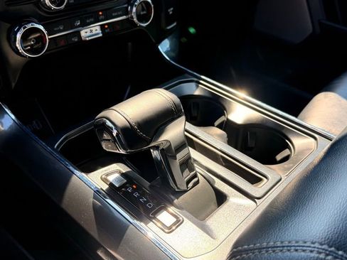 Used 2022 Ford F150 XLT w/ Equipment Group 302A High image 27