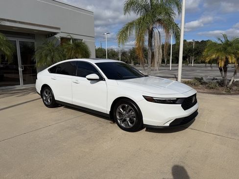 Certified 2024 Honda Accord EX image 1